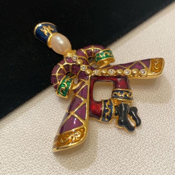 Vintage Joan Rivers Classics Collection Brooch - Picture 8 of 15